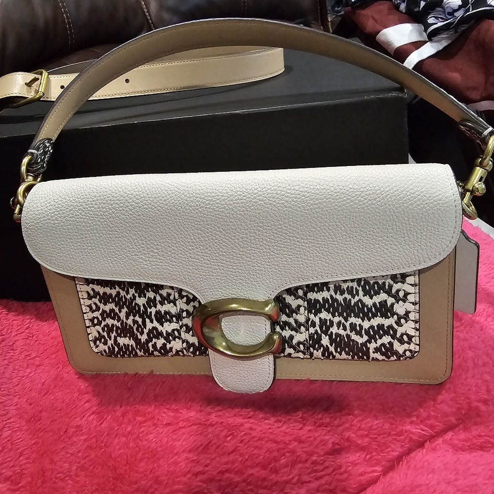 Coach Women's Cream and Tan Patterned Shoulder ag - Picture 16 of 17
